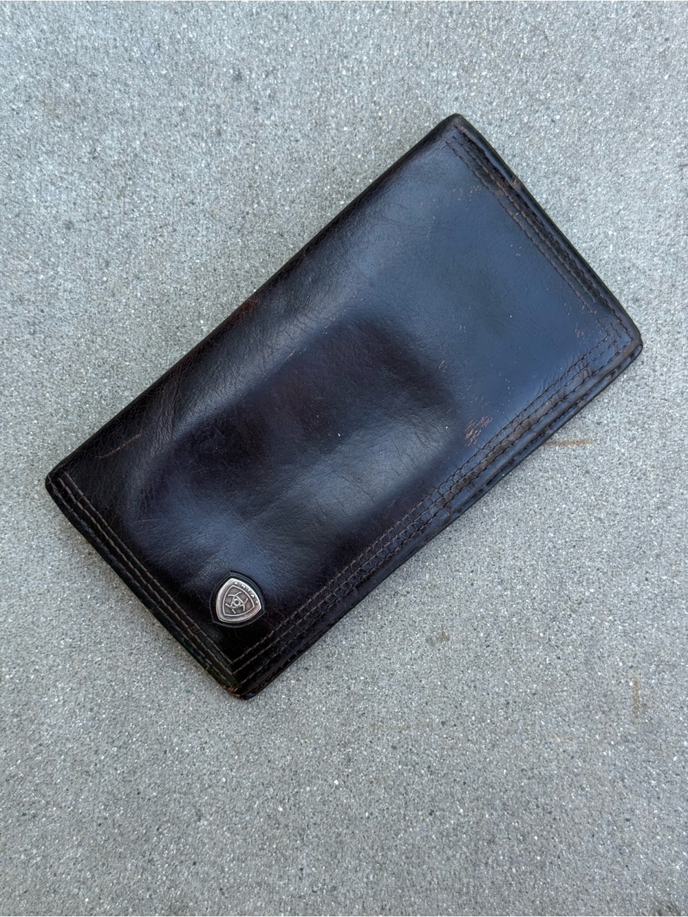 Ariat Men’s Dark Brown Genuine Leather Bifold Wallet w/ ID Window Credit Card